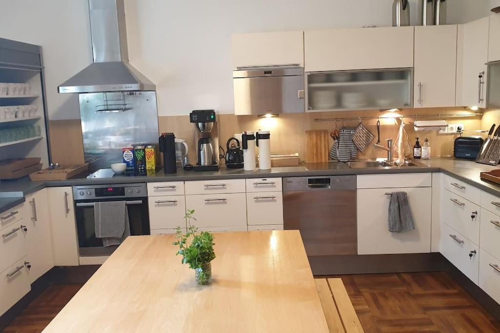 Ferienwohnung In Der Villa Sana Mit Grossem Garten Rofingen Exterior foto