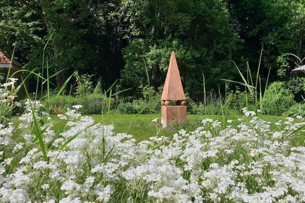Ferienwohnung In Der Villa Sana Mit Grossem Garten Rofingen Exterior foto